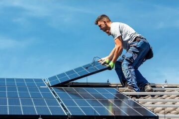 Exemption allowing Householders with Solar Panels to sell back Electricity Due to end this December