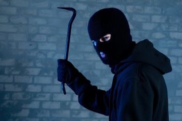Gardaí have identified six main burglary gangs which travel nationwide to rob homes and businesses