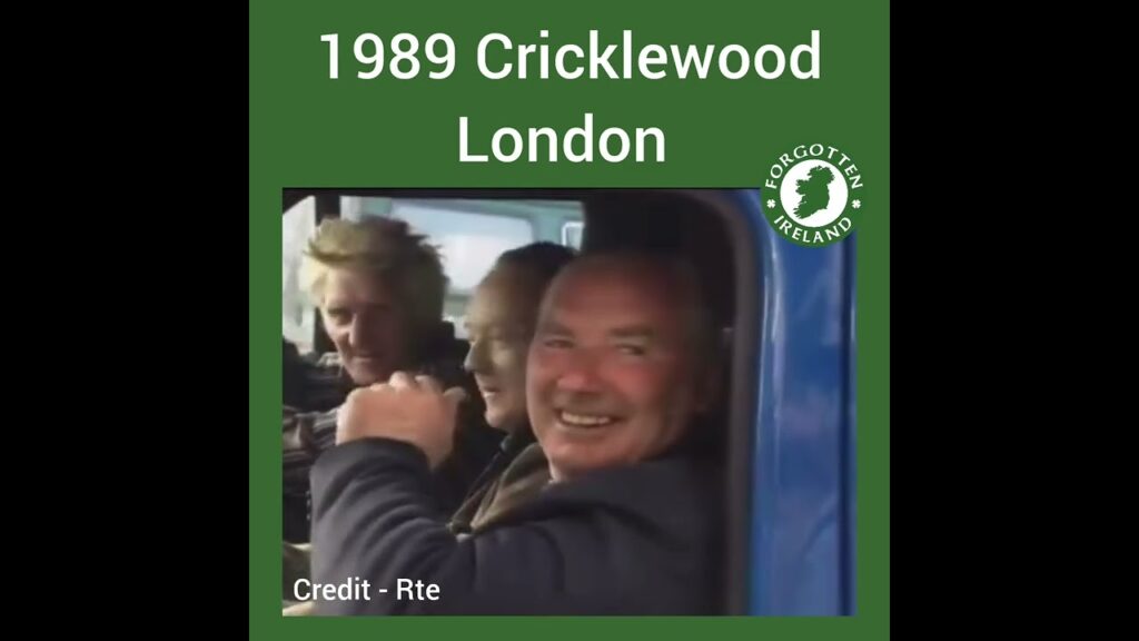 1989 Cricklewood, London, Irish emigrants job hunting and the hire system.