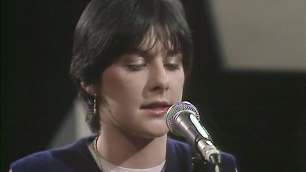 Clannad with Enya – Mhórag ‘s na Horo Gheallaidh, An tÚll. Live on “As I Roved Out”, BBC (1982) • HQ