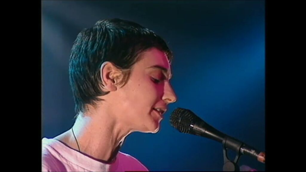 The Foggy Dew – Sinéad O’Connor & The Chieftains, 1995