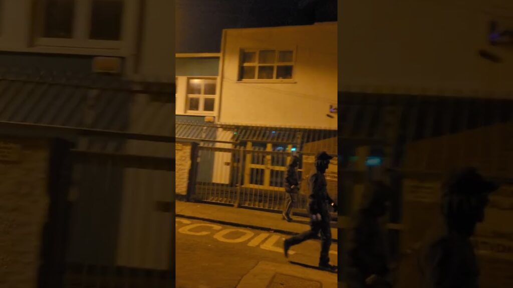 Mayhem happen now in basin land Dublin 8 as locals run out Ipas Center