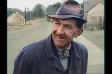 Sunday pub opening hours 1972