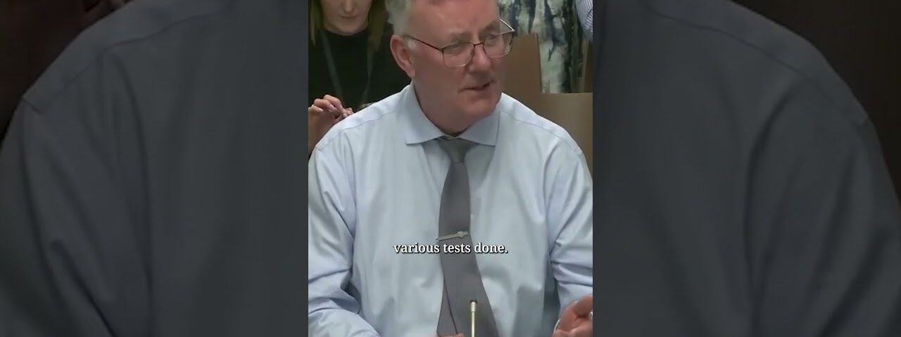 Health minister Mike Nesbitt has apologised for the care received by a stage 4 cancer patient