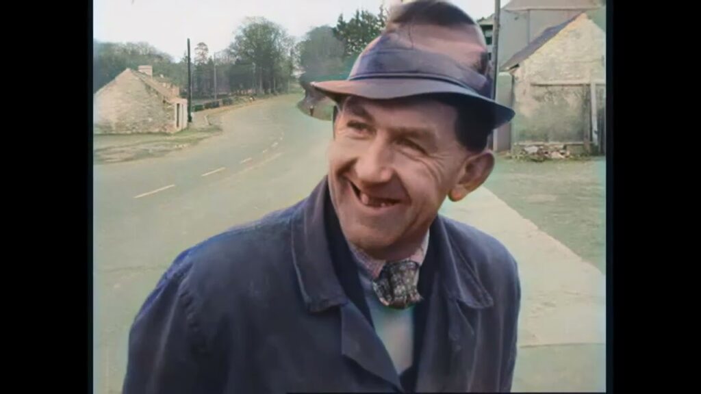 Sunday pub opening hours 1972